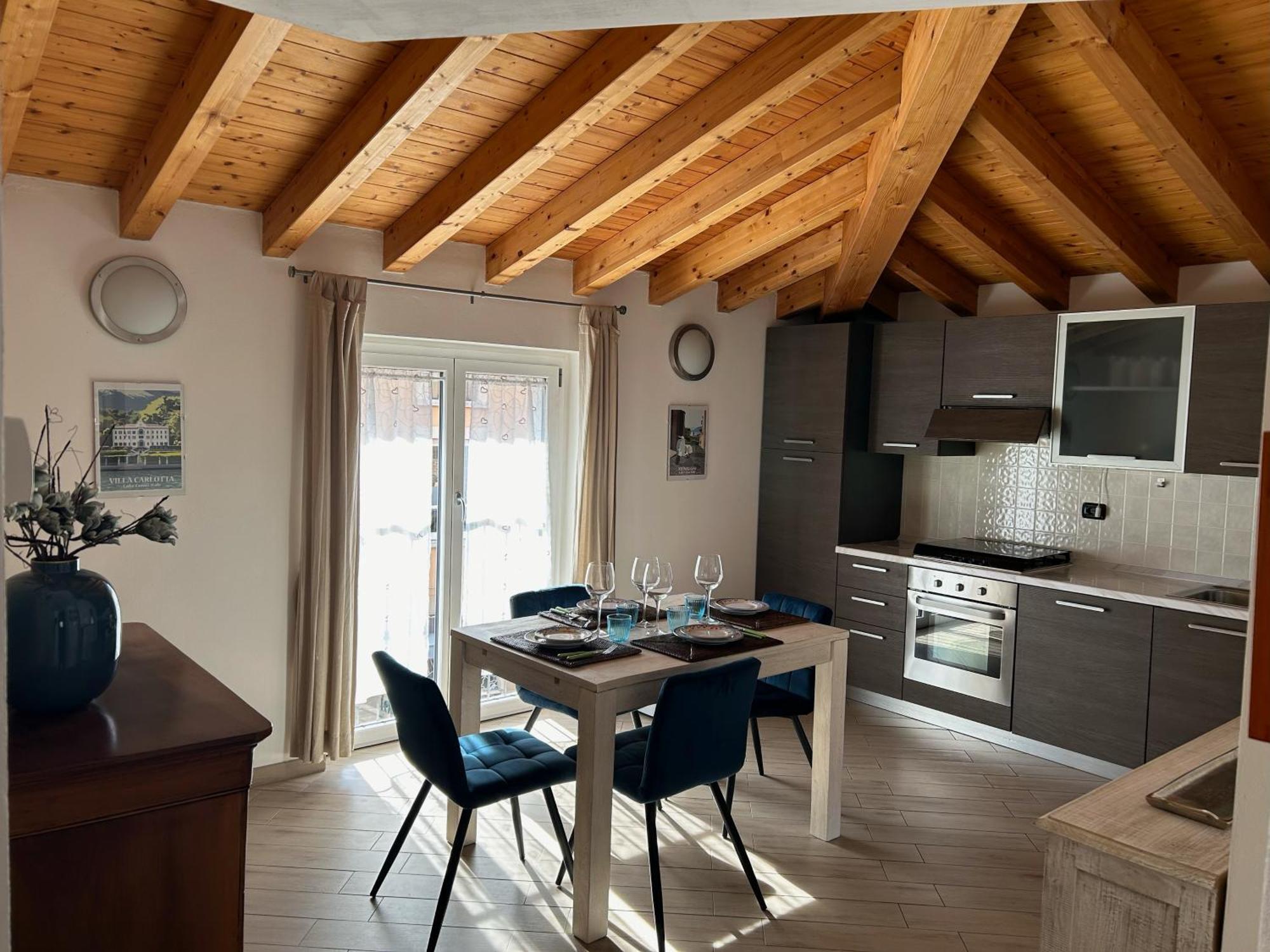 Menaggio Down Town Apartment Luaran gambar