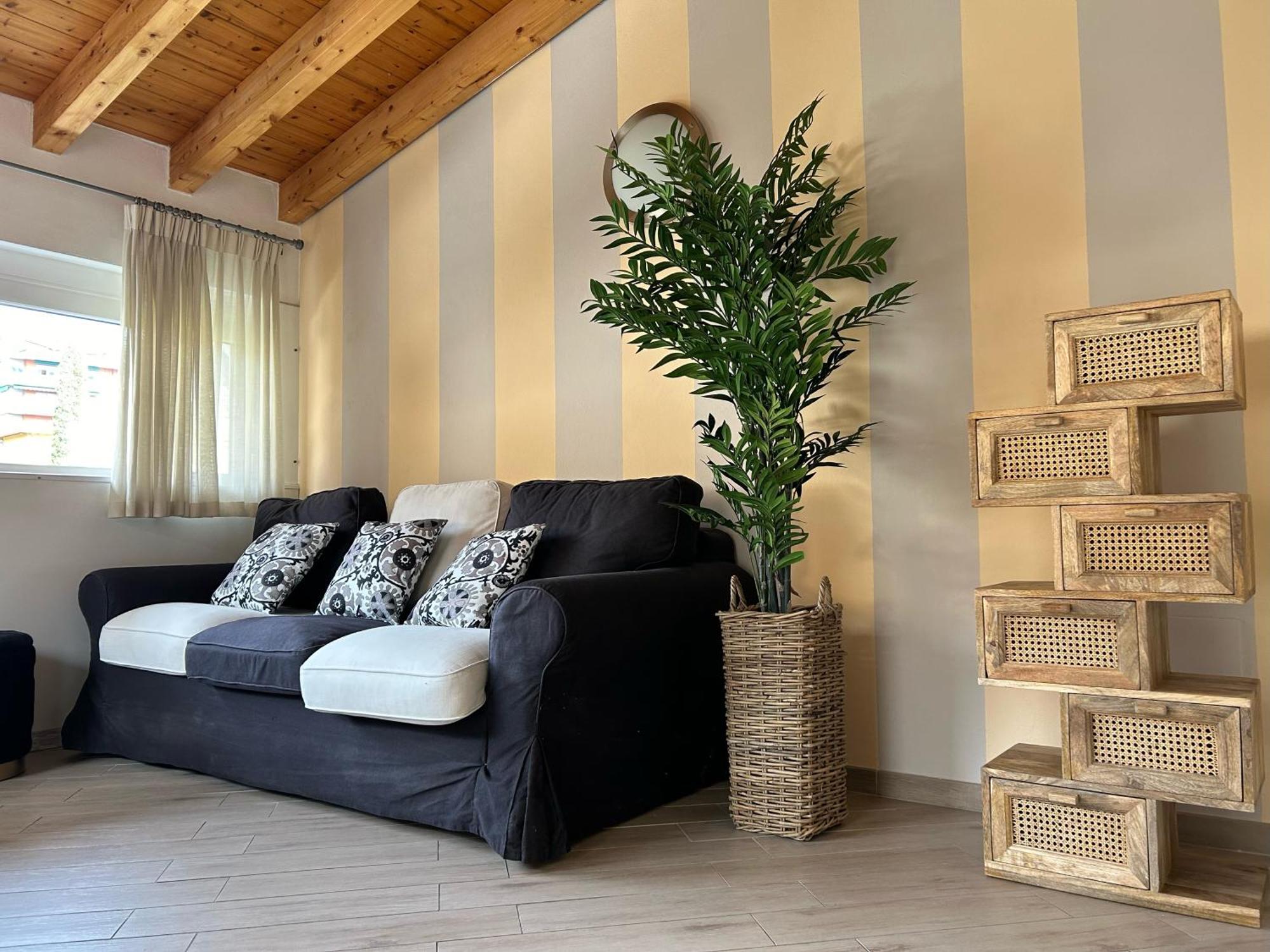 Menaggio Down Town Apartment Luaran gambar